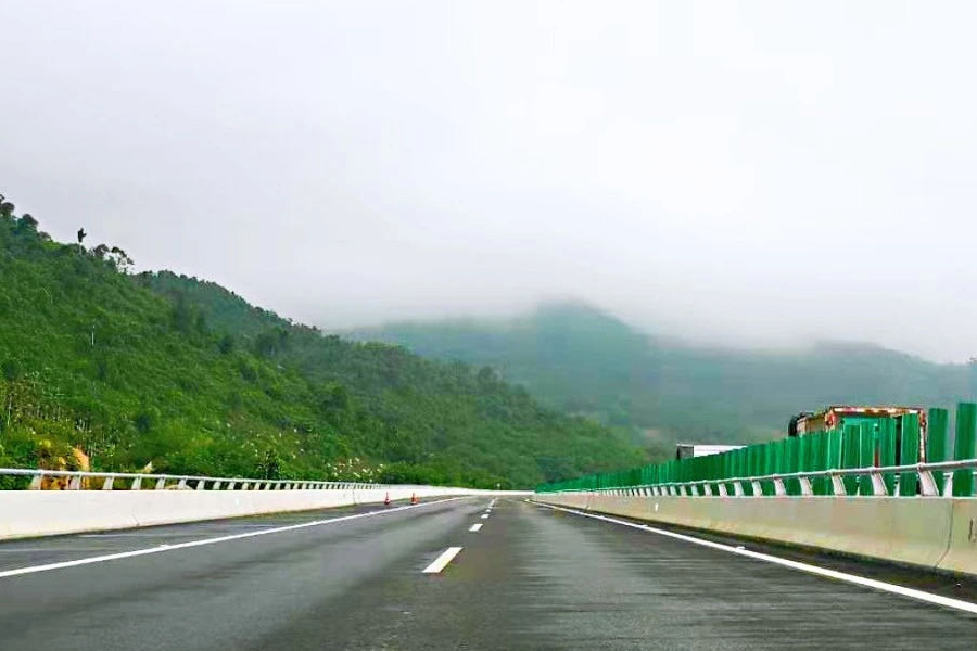 海南山海高速今日全线通车